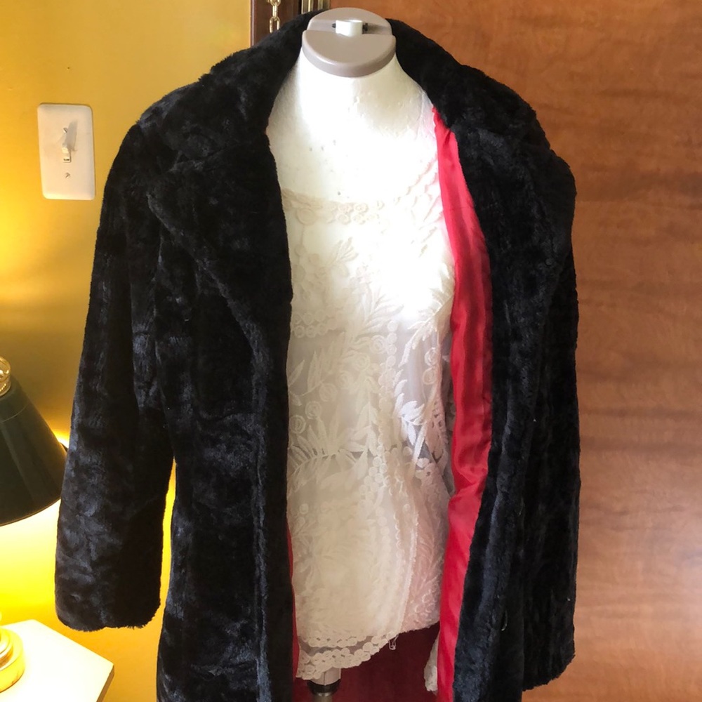 VTG formula X Black women’s knee length coat S/M